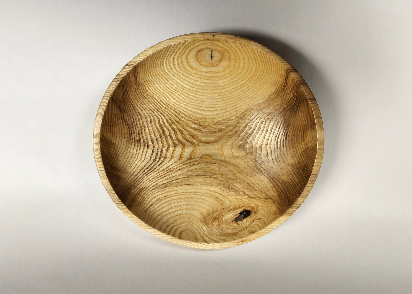 Ash salad bowl