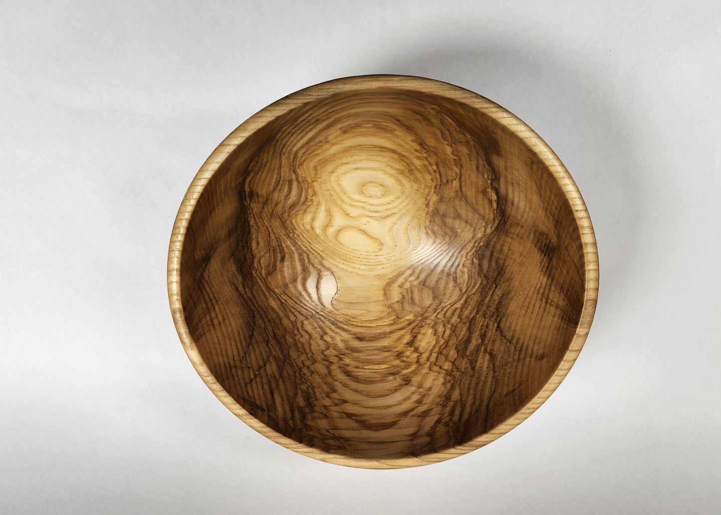 Ash salad bowl