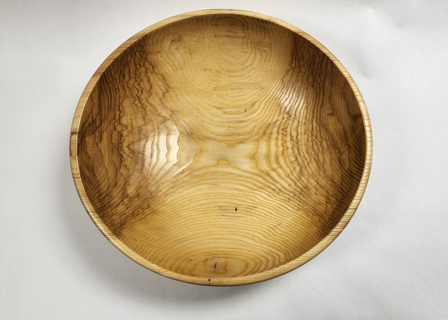 Ash salad bowl