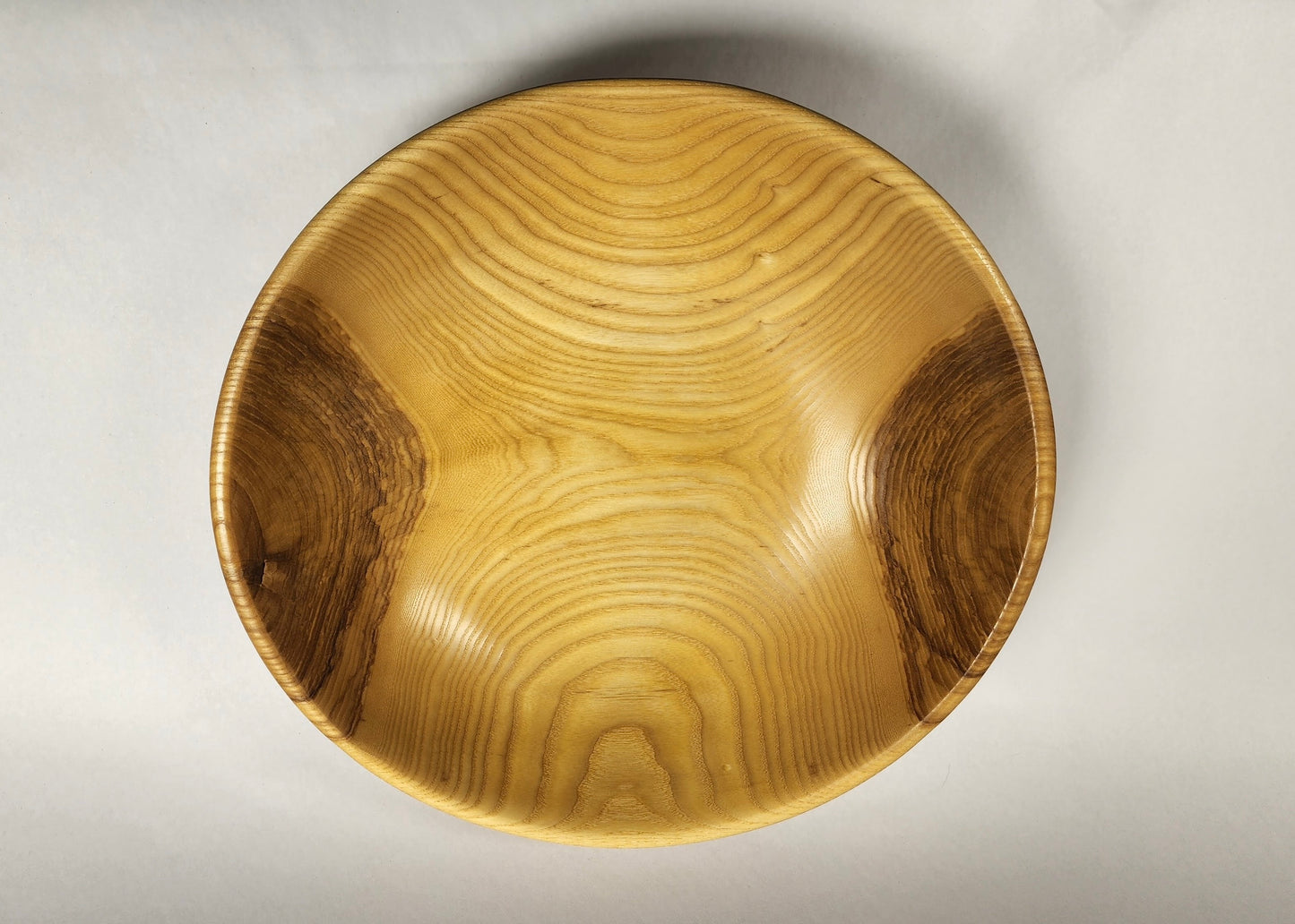 Ash salad bowl